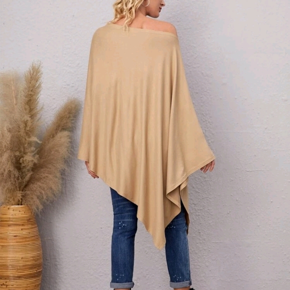 Oversized Poncho Style Top - Picture 5 of 6
